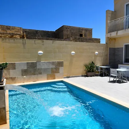 住宿加早餐酒店 Azure W *