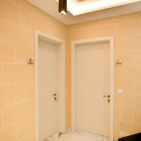 Azure W 住宿加早餐酒店