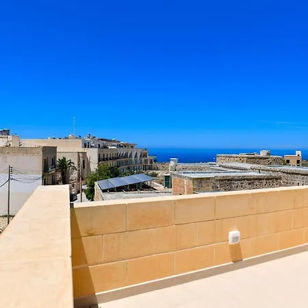 住宿加早餐酒店 Azure W *