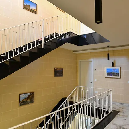 Azure W * 圣劳伦斯