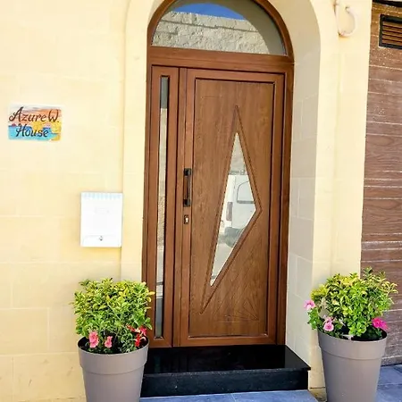 Azure W Bed & Breakfast