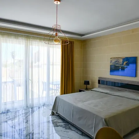 Azure W Bed & Breakfast