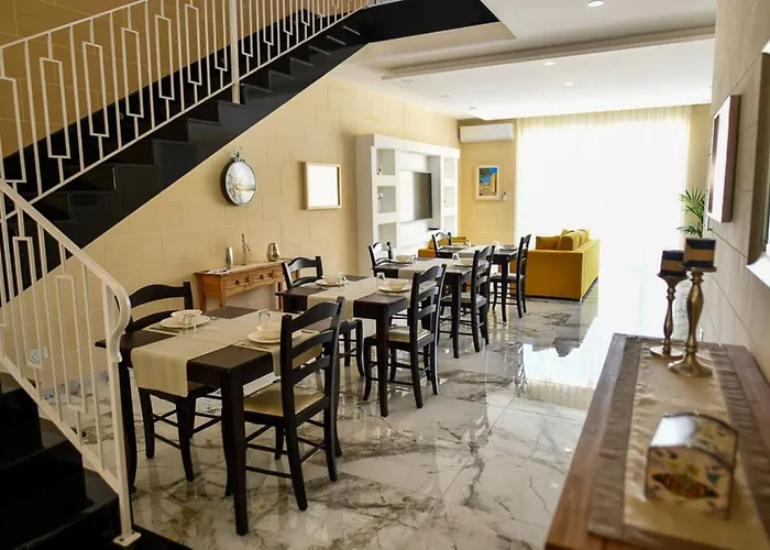 Bed & Breakfast Azure W *