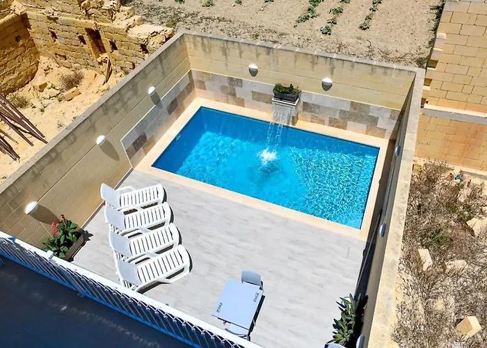 Azure W Bed & Breakfast