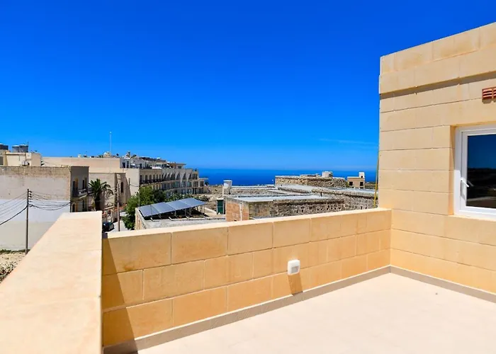 Azure W * San Lawrenz